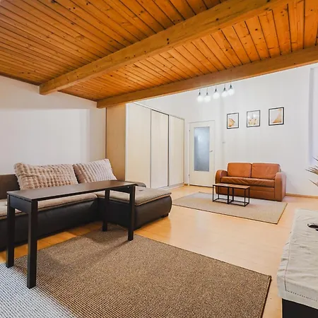 Ultracentral Downtown Sky * Kraków