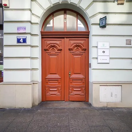 Ultracentral Downtown Sky *